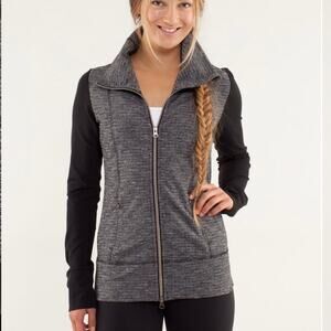 Lululemon Daily Yoga Jacket Zipper Coco Pique Black 2 Athleisure
